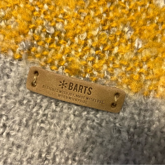 Gorgeous BARTS Scarf - Picture 2 of 6